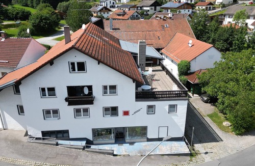 Bischofsmais Apartment | Vacation apartment (45sqm) with access to the bathing pond