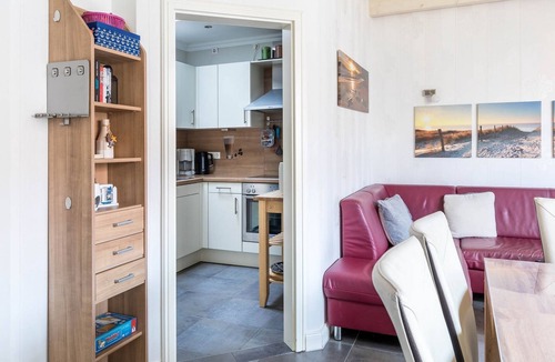 Ostseebad Boltenhagen Apartment | Vacation apartment/apartment for 6 guests with 75m² in Boltenhagen (305052)