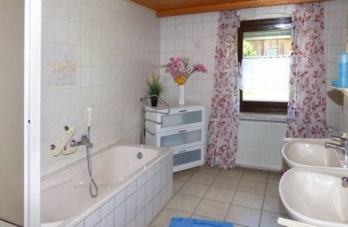 Gleissenberg Apartment | Vacation apartment with terrace and mountain view of the Hoher Bogen