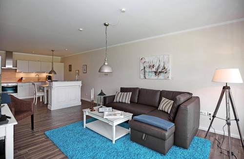 Heiligendamm Apartment | Vacation apartment 03 Linden-Palais Heiligendamm - 2 rooms, close to the beach & sea view for