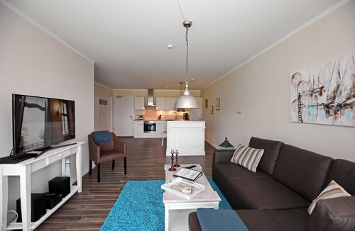 Heiligendamm Apartment | Vacation apartment 03 Linden-Palais Heiligendamm - 2 rooms, close to the beach & sea view for