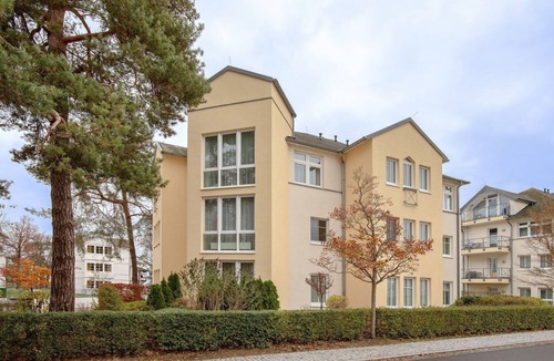 Ahlbeck Apartment | Vacation apartment including underground parking and seasonal beach chair - only 100 m to the Baltic Sea!