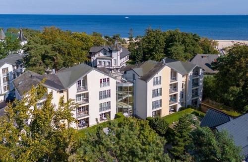 Ahlbeck Apartment | Vacation apartment including underground parking and seasonal beach chair - only 100 m to the Baltic Sea!