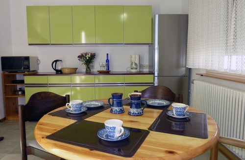 Schuttertal Apartment | Vacation apartment, 75 sqm, 2 bedrooms, sunbathing lawn, max. 4 persons