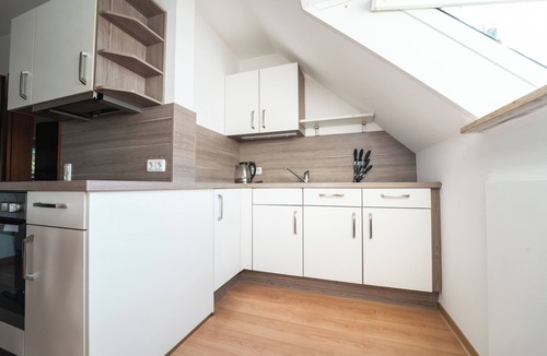 Schweinfurt Apartment | Vacation apartment in the attic with 2 bedrooms