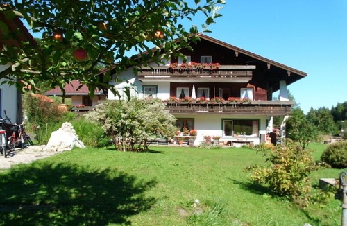 Inzell Apartment | Vacation apartment Gebirgsbach, 4 pers., 1 bedroom, 1 bed-sitting room, balcony, 66 sqm