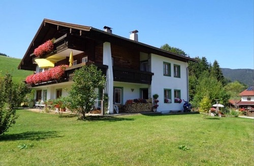 Inzell Apartment | Vacation apartment Gebirgsbach, 4 pers., 1 bedroom, 1 bed-sitting room, balcony, 66 sqm