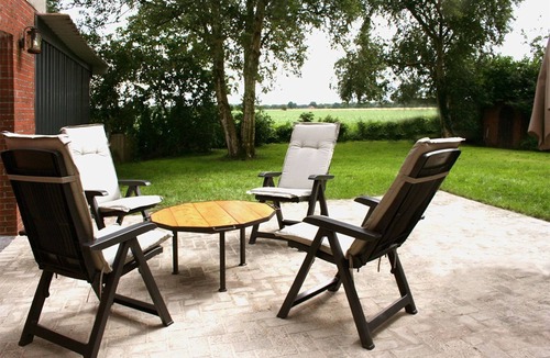 Bunde Apartment | Vacation apartment Im Fehnland 25197 - Holiday apartment Im Fehnland and Bed&Box