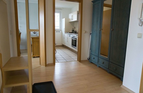 Gohren Apartment | Vacation apartment in a central location and with balcony - Villa Karola FeWo 18