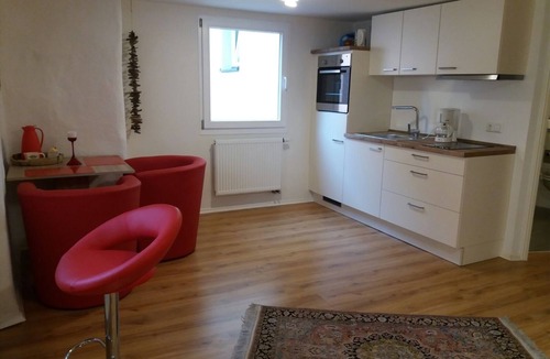 Insel Apartment | Vacation apartment Luna - Charming and central in the renovated old town house on the island