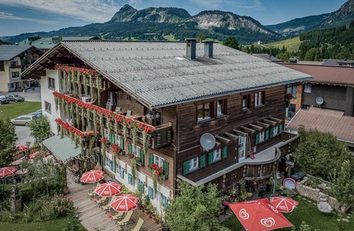 Haldensee Apartment | Vacation apartment no. 2 - Guesthouse Elfriede