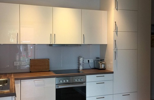 Orth Apartment | Vacation apartment right by the sea in Orth with terrace