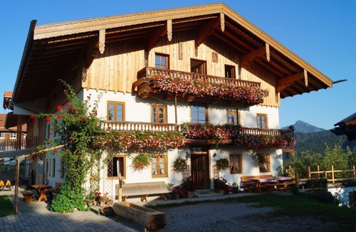 Samerberg Apartment | Vacation apartment Schober Alm with 2 bedrooms, 2nd floor, balcony, 66 sqm