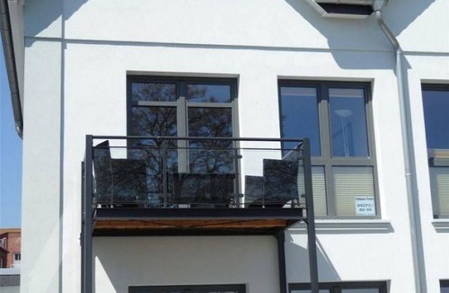 Orth Apartment | Vacation apartment - "Schöne Aussicht" with balcony and sea view directly on the waterfront