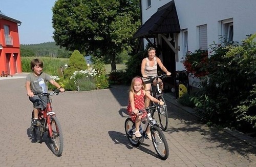 Absberg Apartment | Vacation apartment "Sunrise" with balcony