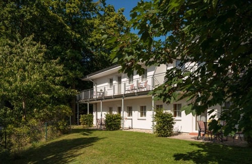 Sellin Apartment | Vacation apartment WE 3 - Holiday apartments at the sports field