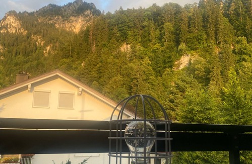 Hohenschwangau Apartment | Vacation apartment with a view of the mountains and the royal castle