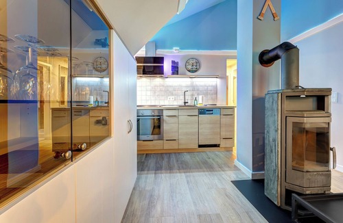 Ueckeritz Apartment | Vacation apartment with private sauna and fireplace, right on the beach.