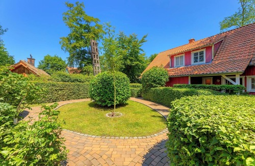 Ueckeritz Apartment | Vacation apartment with private sauna and fireplace, right on the beach.