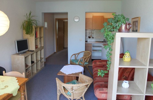 Meschendorf Apartment | Vacation apartment with terrace in Germany