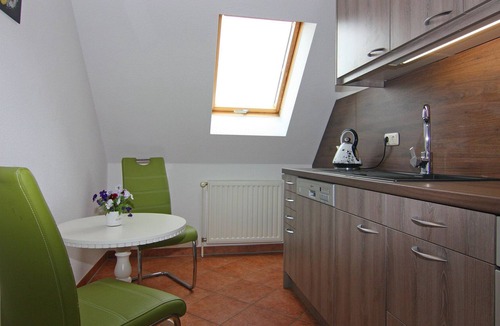 Wolgast Apartment | Vacation Apartment Zum Schlossplatz, Wolgast