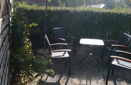 Neue Tiefe Apartment | Vacation home Aloha 1 on Fehmarn: Modern accommodation with terrace.