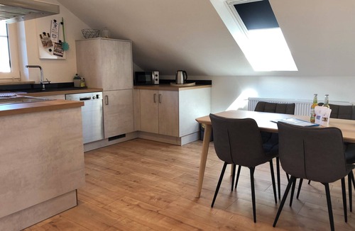 Gundelfingen an der Donau House | Vacation home with two apartments and garden for 10 people