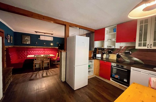 Reinhardtsdorf-Schoena House | Vacation home with 13 beds, 2 bathrooms, large terrace in a quiet forest location