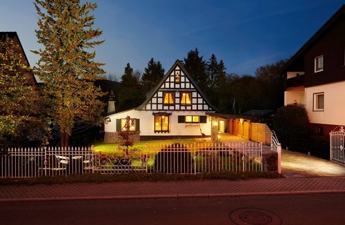 Finnentrop House | Vacation home, 170sqm, 4 bedrooms, max. 8 persons