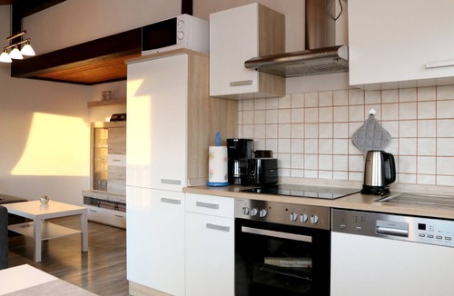 Feriendorf Hennesee Apartment | Vacation home, 44 sqm 2 bedrooms, living/dining area, max. 4 persons