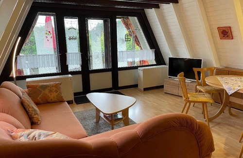 Geyersberg Apartment | Vacation home (53 sqm) for up to 4 people with wooden terrace and charcoal grill