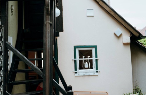Sommerhausen Apartment | Vacation home (70m2) with historical ambience