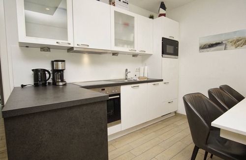 Ostseebad Baabe House | Vacation home close to the beach with its own sauna and fireplace - Holiday home on the dune beach