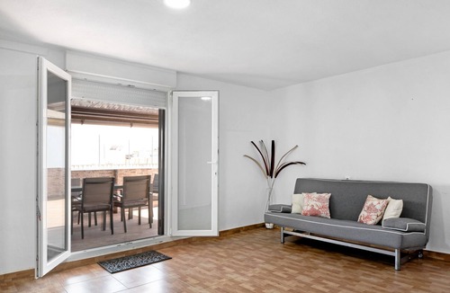 Barbate House | Vacation Home "Casa Unifamiliar Rio Barbate" with Private Terrace, A/C & Wi-Fi