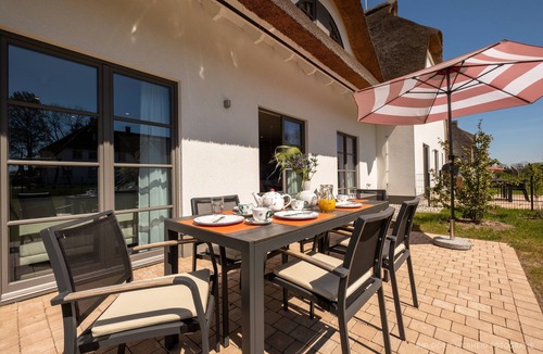 Stolpe b. Anklam Cottage | Vacation home Ole Bull 15 - Inseldomizil Stolpe - Vacation under thatch on Usedom