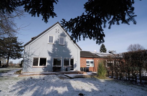 Drensteinfurt House | Vacation home farm 125sqm 2 floors, garden, terrace, Free Wifi, SmartTV 3x