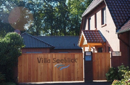 Dobin am See House | Vacation home for 12 guests with 260m² in Flessenow (150096)