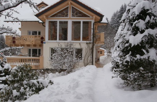 Zachenberg House | Vacation home in beautiful nature with large garden. Outdoor pool, for families, with pets