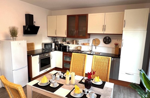 Meppen Apartment | Vacation home "Jonagold" Meppen Single storey Carport Terrace Free WiFi 2 bedrooms