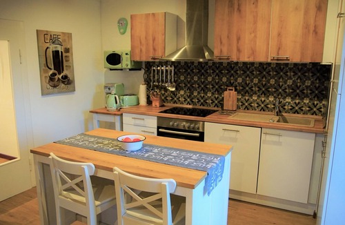 Weißdorf Apartment | Vacation home Kleiner Waldstein with terrace and pool
