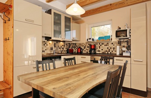 Borgerende House | Vacation home near the beach in Börgerende - ideal for families and groups of up to 6 people