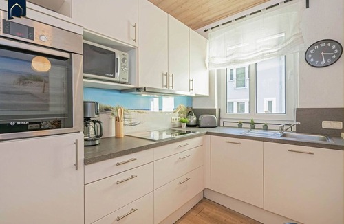 Garz House | Vacation home Oscar - Detached vacation home with large garden - pure nature and