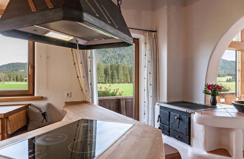 Leutasch House | Vacation Home 'Panorama Lodge Leutasch' with Mountain View, Terrace & Sauna