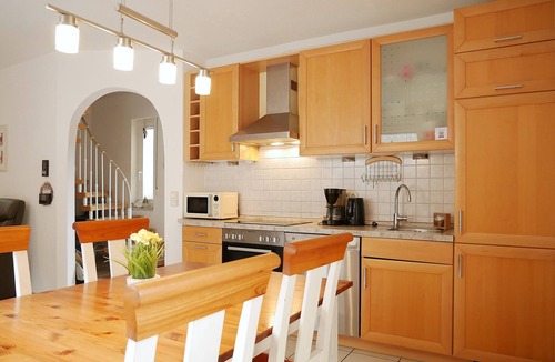 Kaltenhof House | Vacation home "Robby 2" on the island of Poel - only 600 meters from the beach