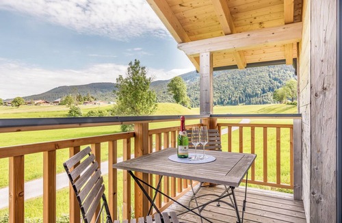 Inzell Apartment | Vacation home with pool for 6 people, 3 bedrooms, 128m²