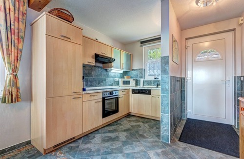 Trassenheide Apartment | Vacation home zur frischen Brise Whg 02 with WLAN, terrace & close to the sandy beach