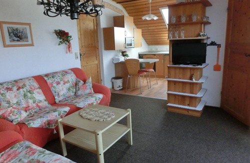 Roettenbach Apartment | Vacation Rental Near Lake Brombach (up to 4+ people)