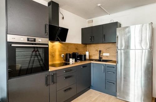 Landsberg am Lech Apartment | VALEMI BohoChic I 2BR 6PAX I TopLage I Parkplatz I Balkon I Küche