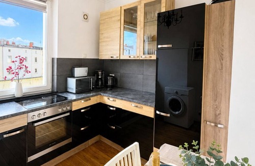 St Lorenz Apartment | Velmora Boutique Suites: Vintage design apartment near the center