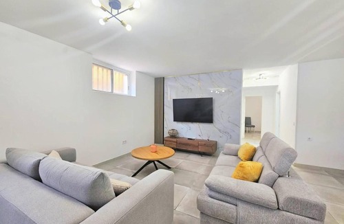 Las Palmas de Gran Canaria Apartment | Vencejo & Citrina Houses – Peaceful Nature Retreats Minutes from the City